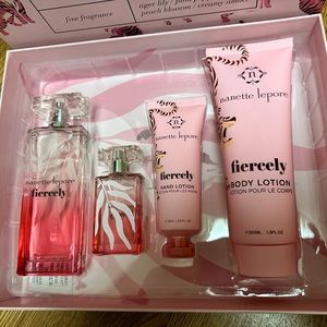 Fiercely Perfum gift set by Nanette Lepore